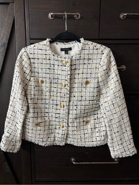 NWOT Ann Taylor Cream and Navy Tweed Gold-Button Jacket